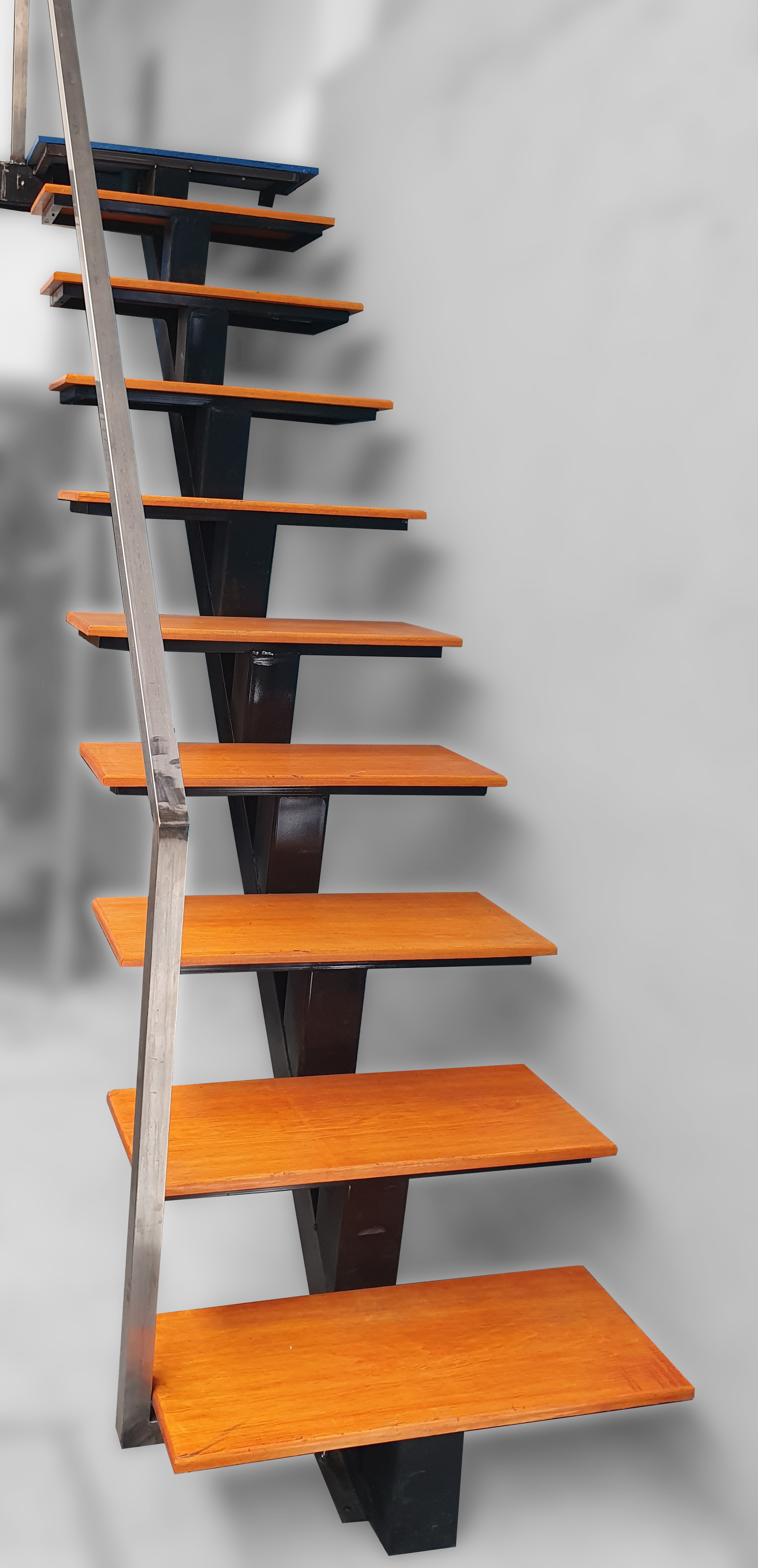 Escalera volada